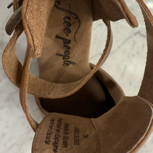 NEW Free People Cedar Clogs Size 7.5 (EU 38) - Picture 7 of 9